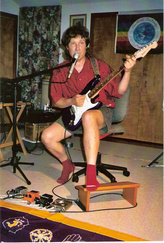 Dig the red socks!
