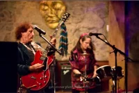 Star and Cath at the Stone House 3/2013